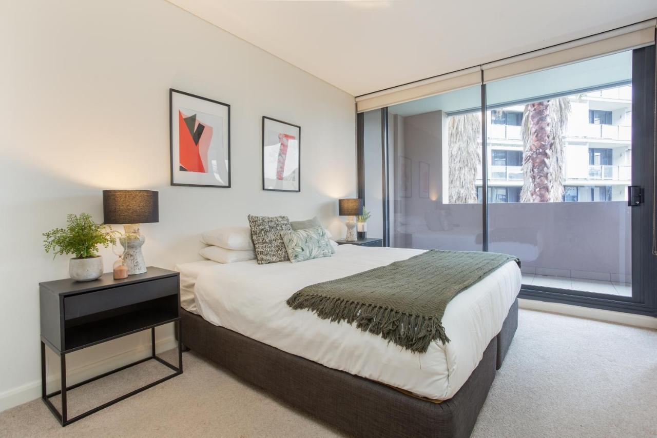 Darling Harbour Near King St Wharf Apartment *